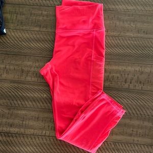 Night pink athletic leggings with pockets